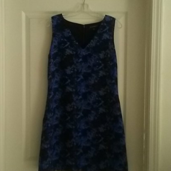 Dress - Picture 1 of 1